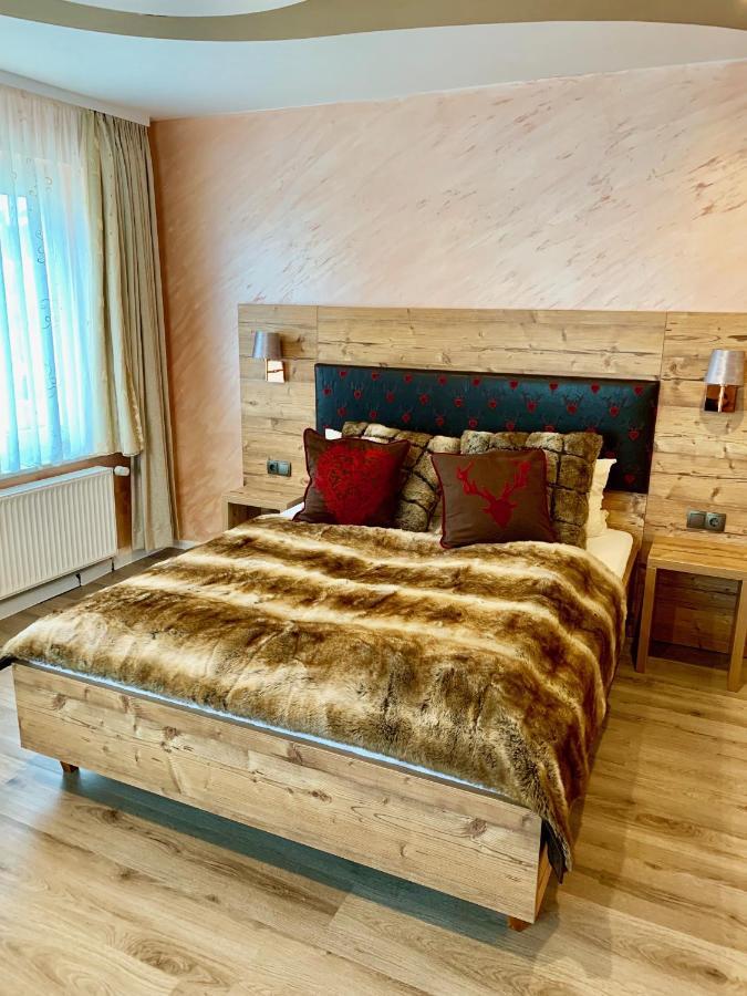 Boutique Hotel Goldene Henne Wolfsburg Eksteriør bilde